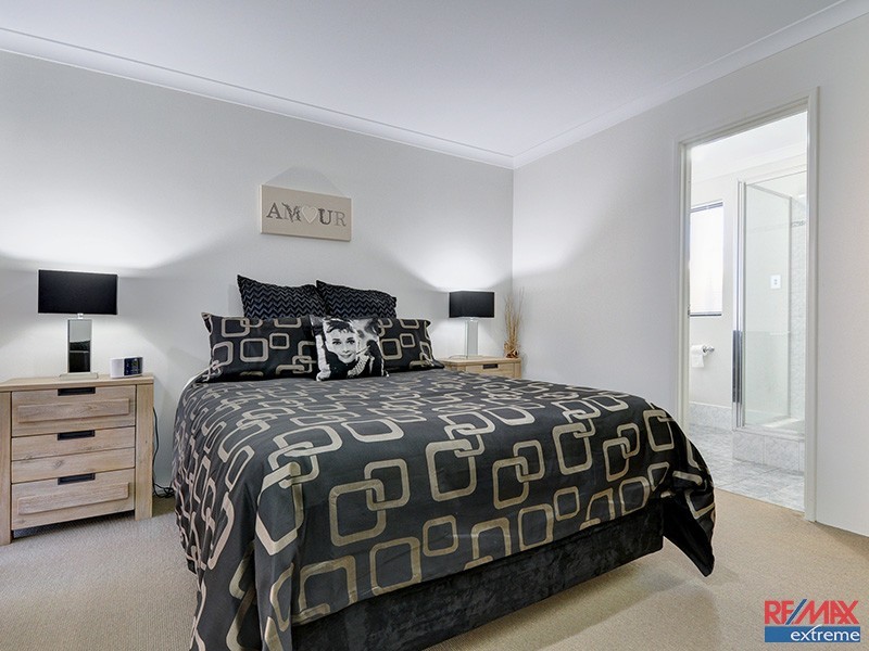 15 Verdello Way, Pearsall WA 6065