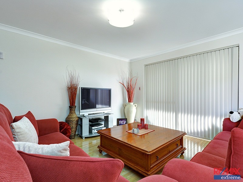 15 Verdello Way, Pearsall WA 6065