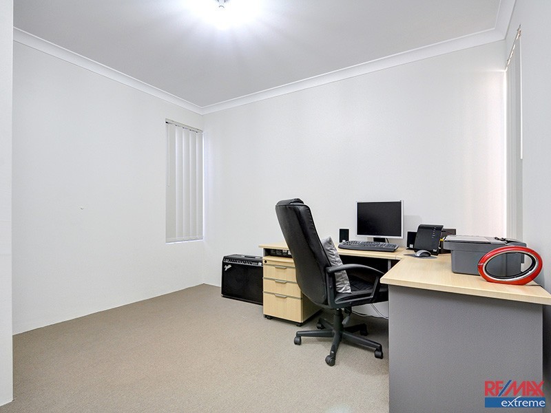 15 Verdello Way, Pearsall WA 6065