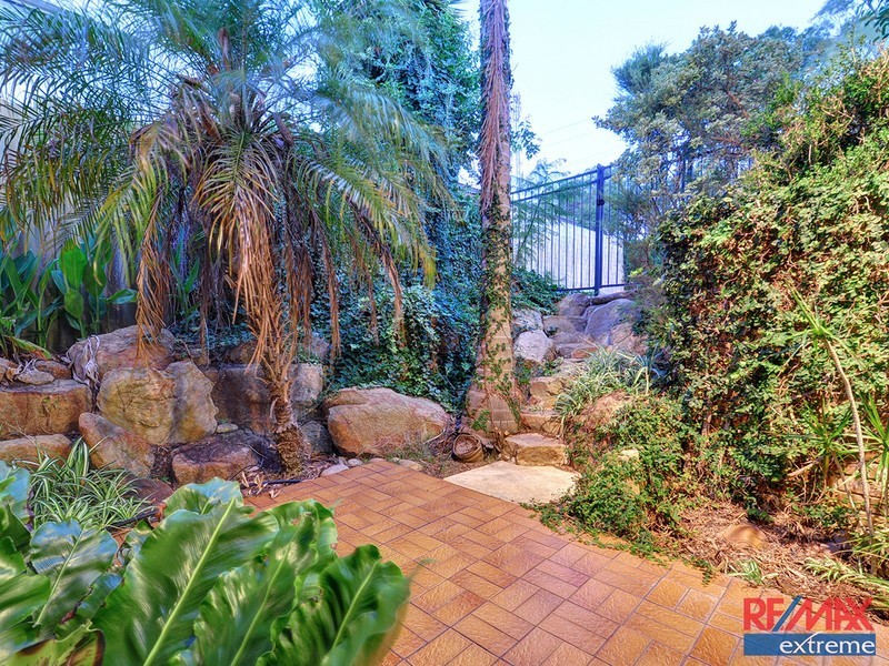 15 High Road, Wanneroo WA 6065