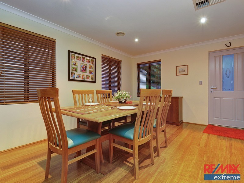 1 Colwyn Loop, Tapping WA 6065