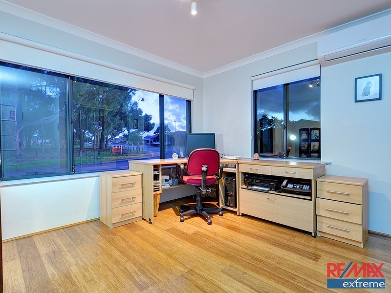 1 Colwyn Loop, Tapping WA 6065