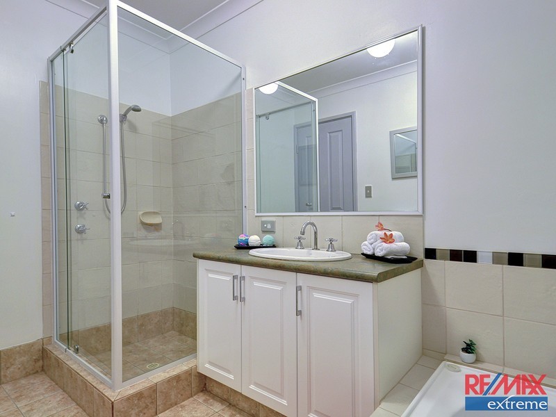 1 Colwyn Loop, Tapping WA 6065