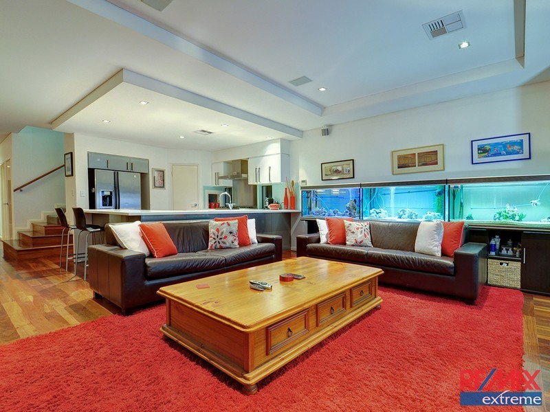 60 Wicklow Circle, Darch WA 6065