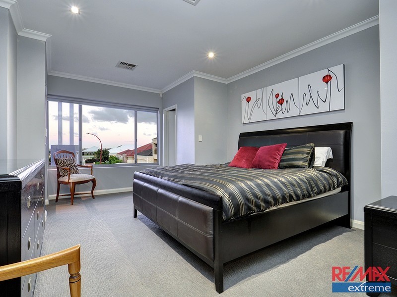 60 Wicklow Circle, Darch WA 6065