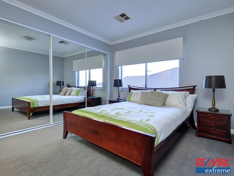 60 Wicklow Circle, Darch WA 6065