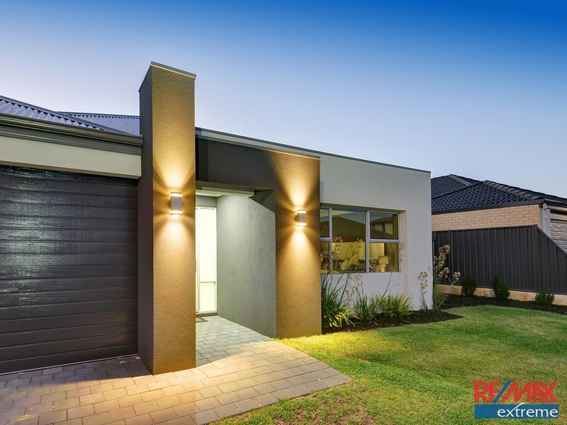 10 Basedow Chase, Banksia Grove WA 6031