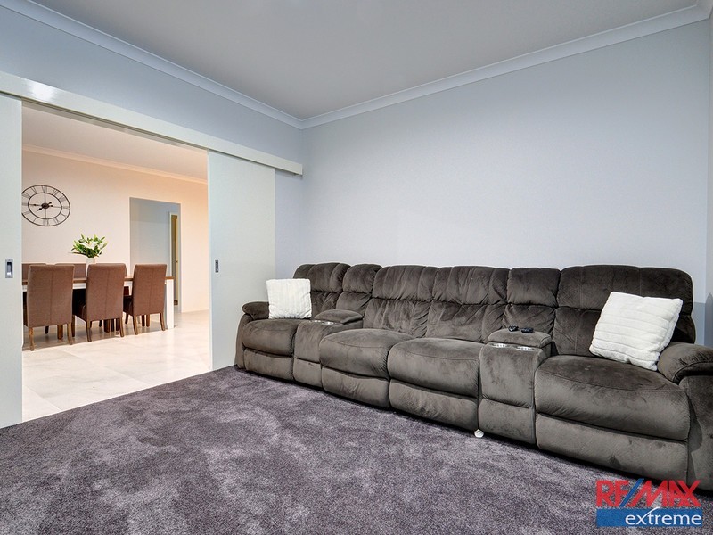 10 Basedow Chase, Banksia Grove WA 6031