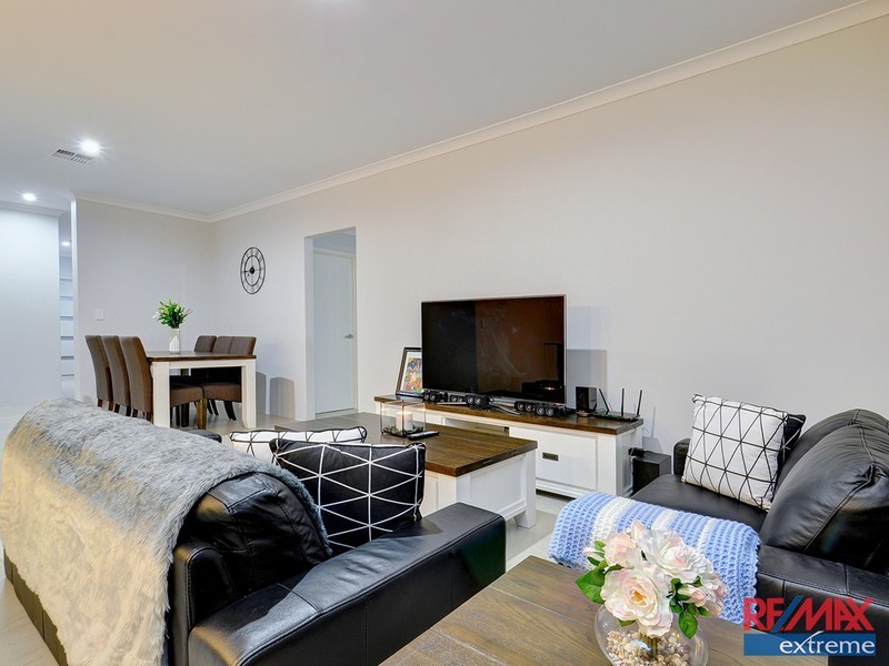 10 Basedow Chase, Banksia Grove WA 6031