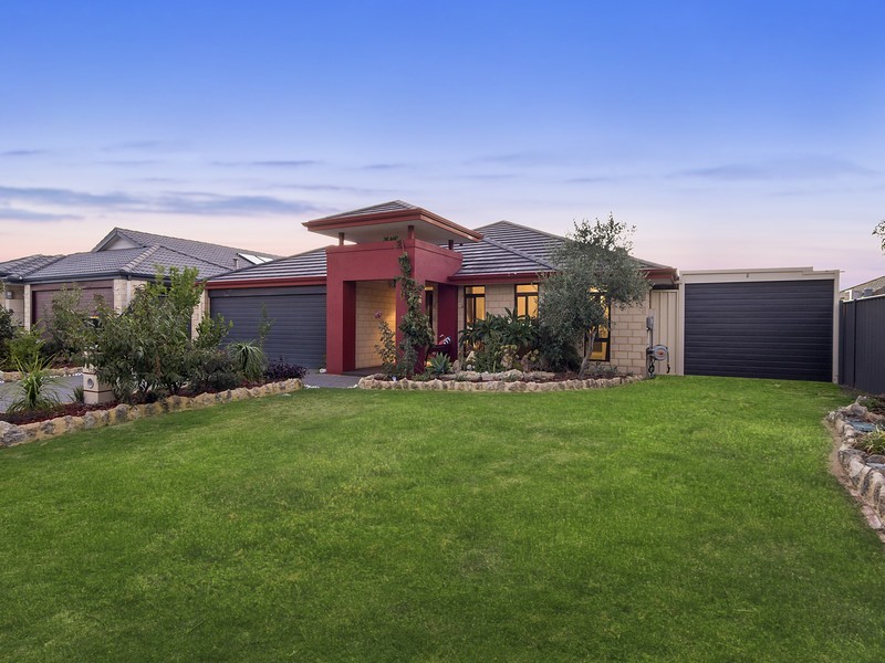 6 Boldwood Road, Banksia Grove WA 6031