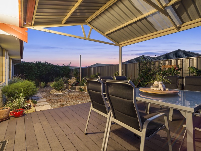 6 Boldwood Road, Banksia Grove WA 6031
