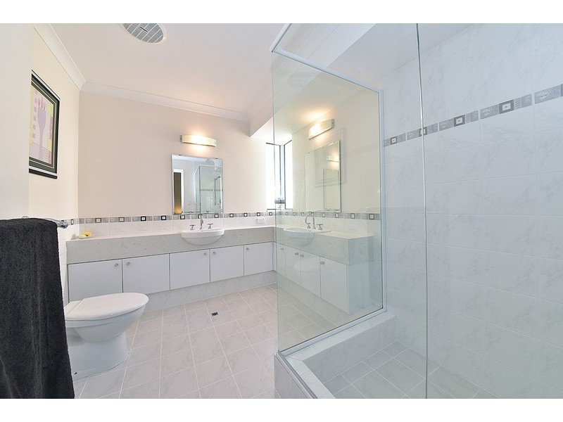 37 Rosinski Circle, Tapping WA 6065