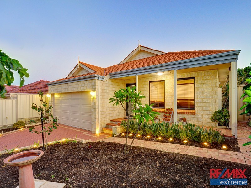 32 Castroreale Boulevard, Sinagra WA 6065