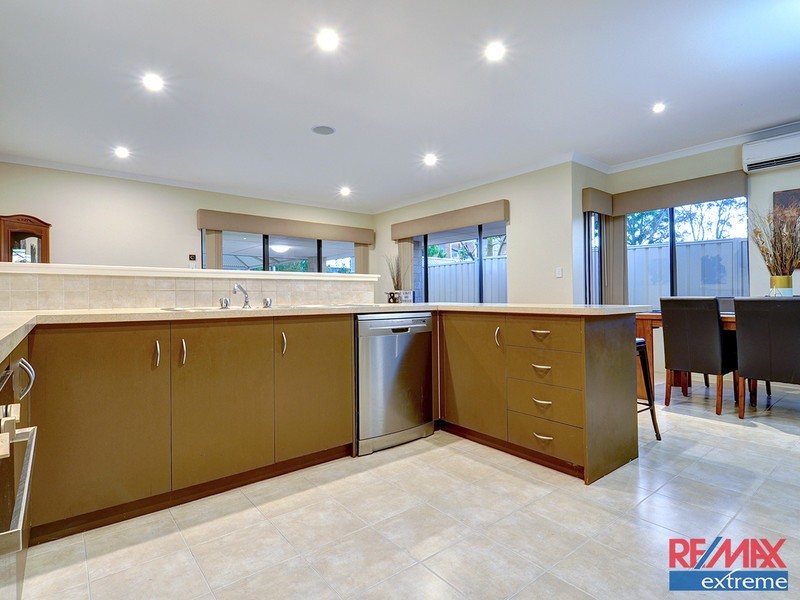 32 Castroreale Boulevard, Sinagra WA 6065