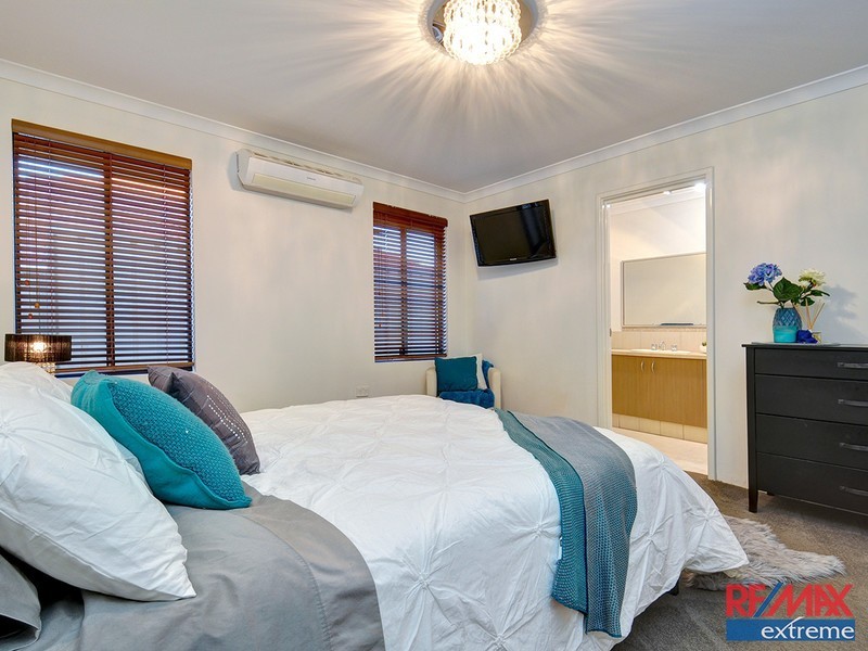 32 Castroreale Boulevard, Sinagra WA 6065