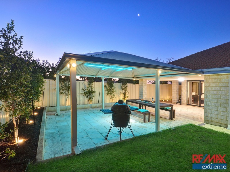 32 Castroreale Boulevard, Sinagra WA 6065