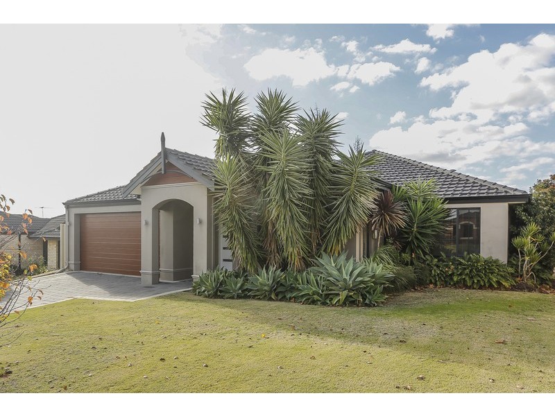 9 Strauss Boulevard, Tapping WA 6065