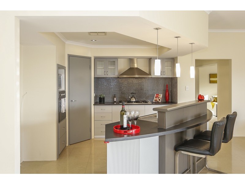 9 Strauss Boulevard, Tapping WA 6065