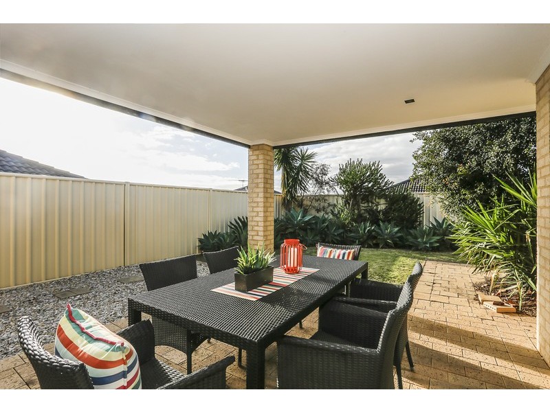 9 Strauss Boulevard, Tapping WA 6065