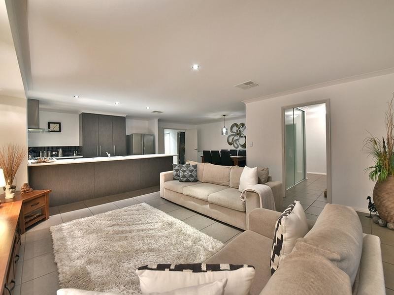 14 Chesstree Avenue, Alkimos WA 6038