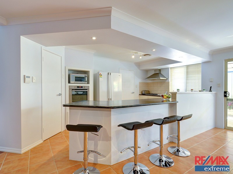 96 Manchester Drive, Hocking WA 6065