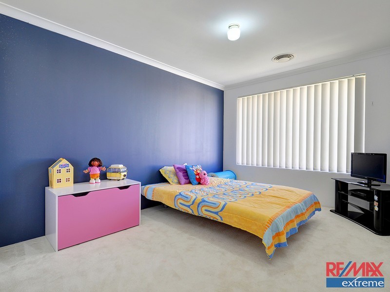 96 Manchester Drive, Hocking WA 6065