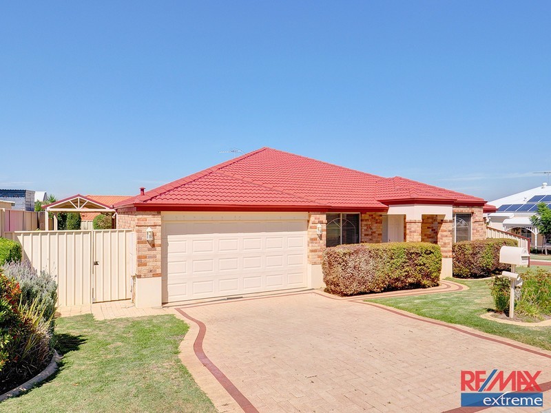 96 Manchester Drive, Hocking WA 6065