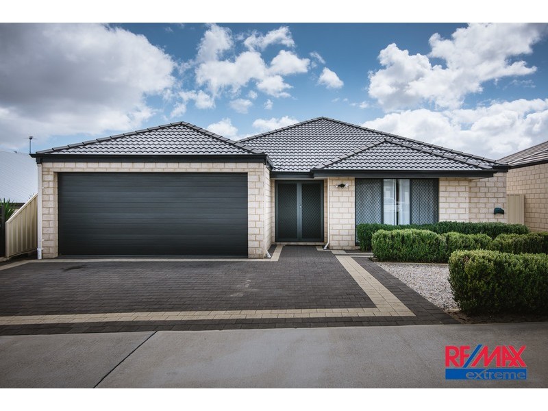 127 Shiraz Boulevard, Pearsall WA 6065