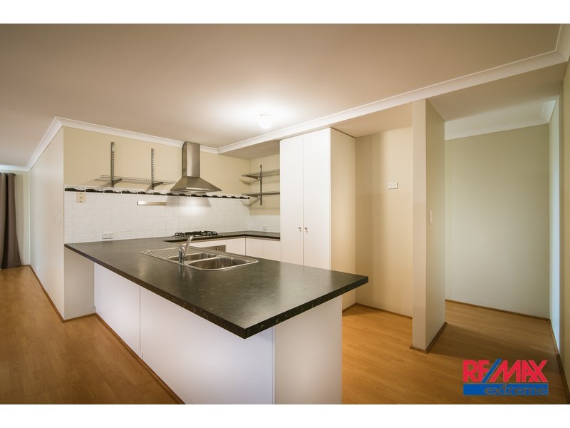 127 Shiraz Boulevard, Pearsall WA 6065