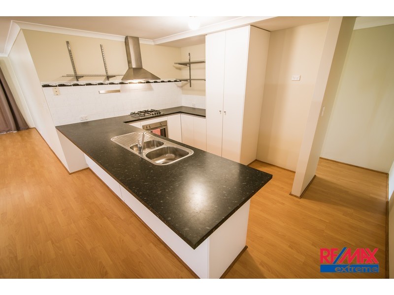 127 Shiraz Boulevard, Pearsall WA 6065