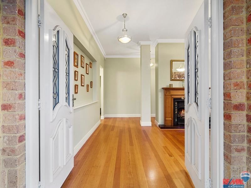 47 Merrang Circuit, Carramar WA 6031