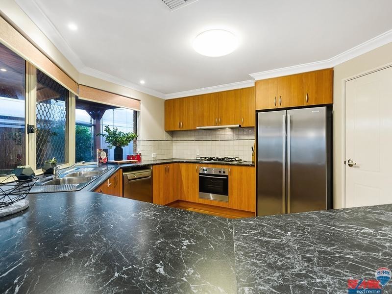 47 Merrang Circuit, Carramar WA 6031