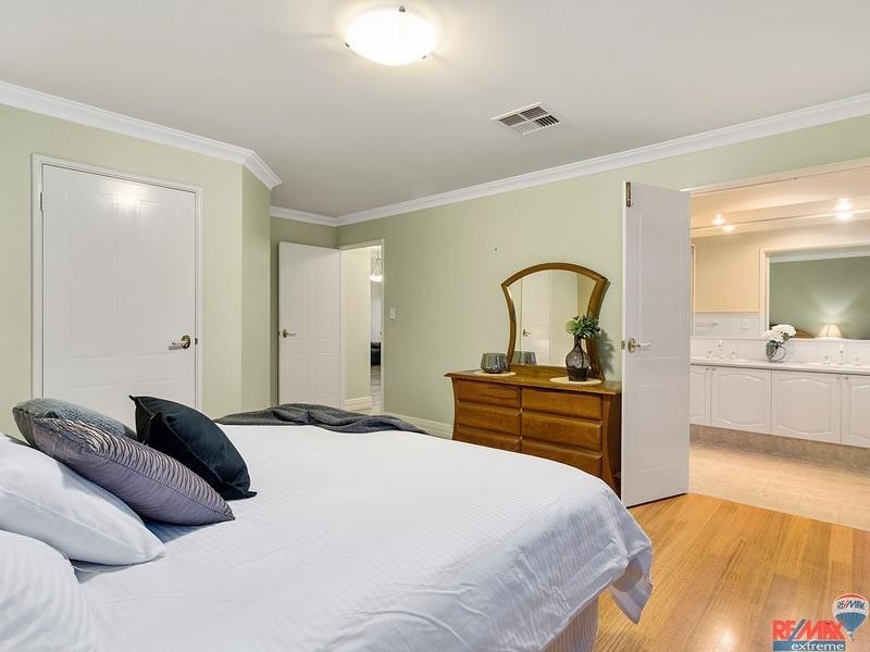 47 Merrang Circuit, Carramar WA 6031