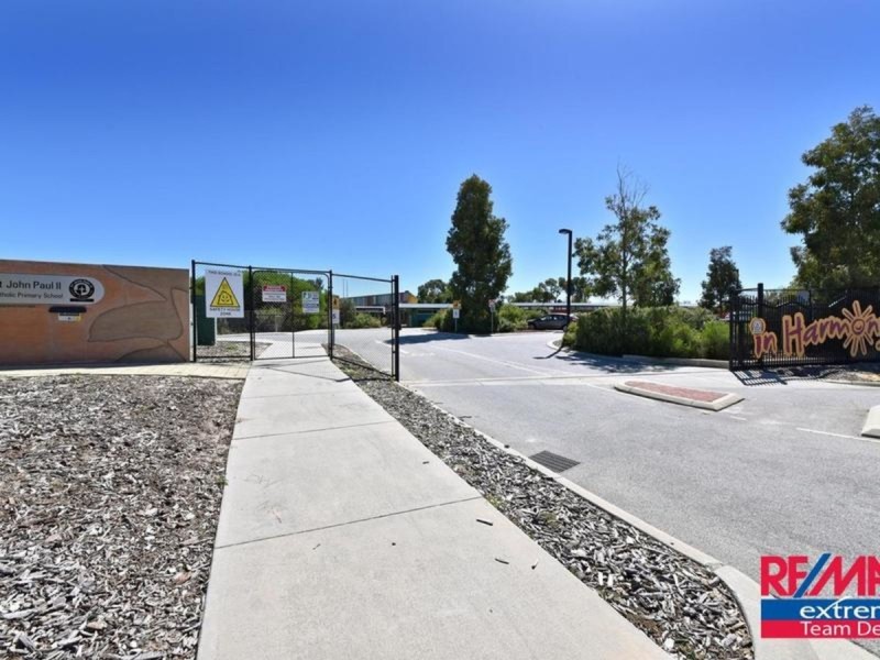 205 Grandis Boulevard, Banksia Grove WA 6031