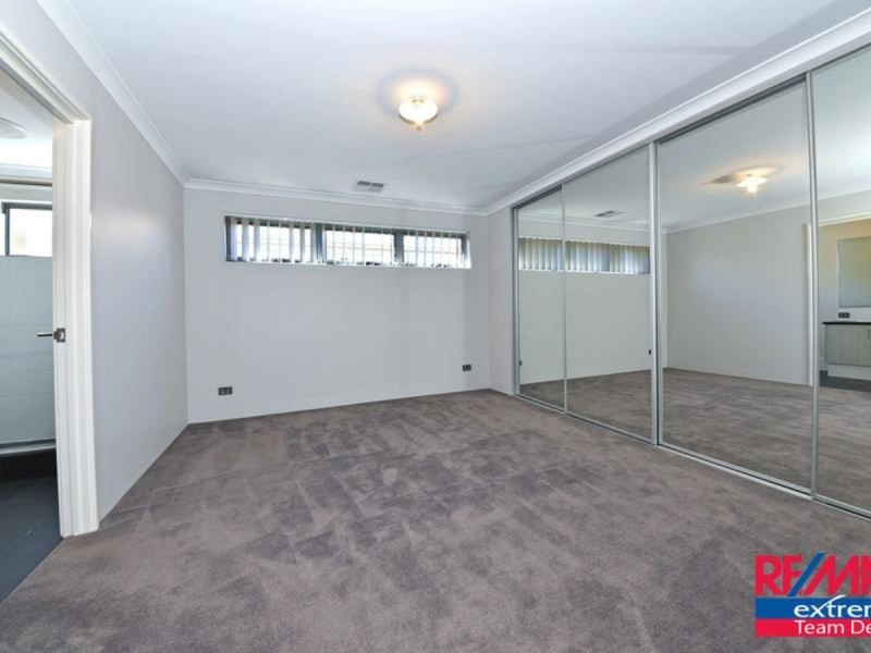 205 Grandis Boulevard, Banksia Grove WA 6031