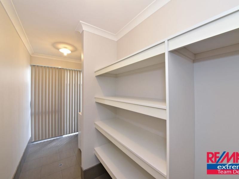 205 Grandis Boulevard, Banksia Grove WA 6031