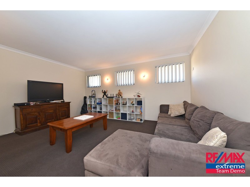 25 Spring Hill, Tapping WA 6065