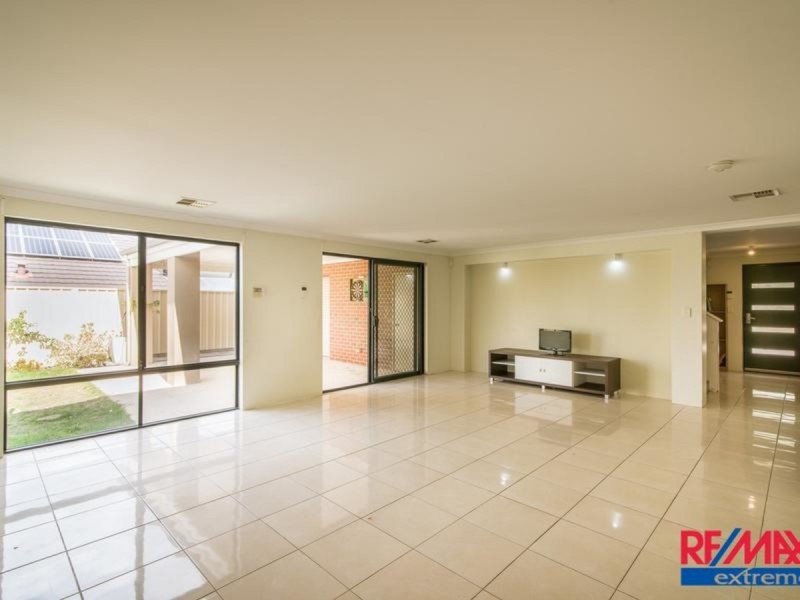 37 Labianca Vista, Carramar WA 6031