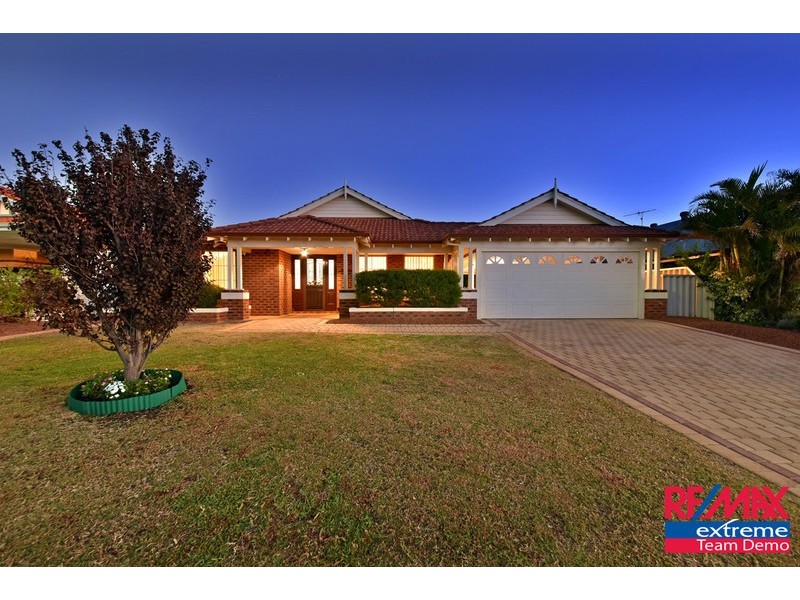 38 Clarafield Meander, Tapping WA 6065