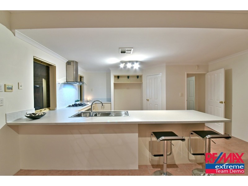 38 Clarafield Meander, Tapping WA 6065