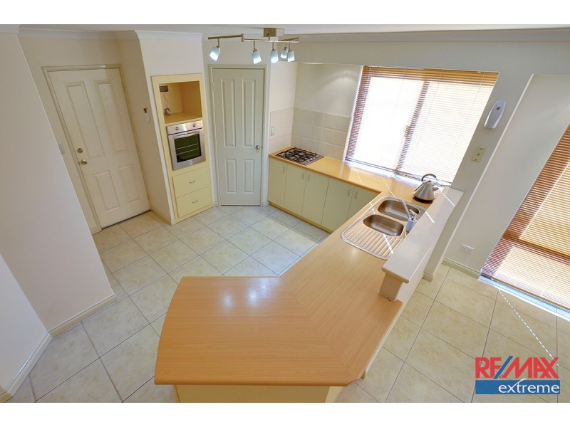 8 Indiana Way, Hocking WA 6065