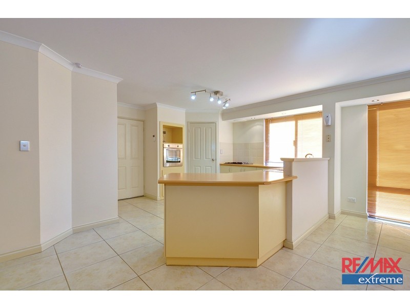 8 Indiana Way, Hocking WA 6065