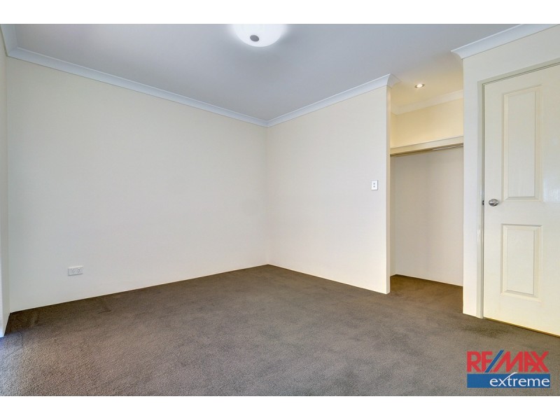 8 Indiana Way, Hocking WA 6065