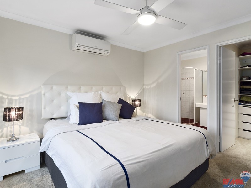 8 Coolamine Close, Carramar WA 6031