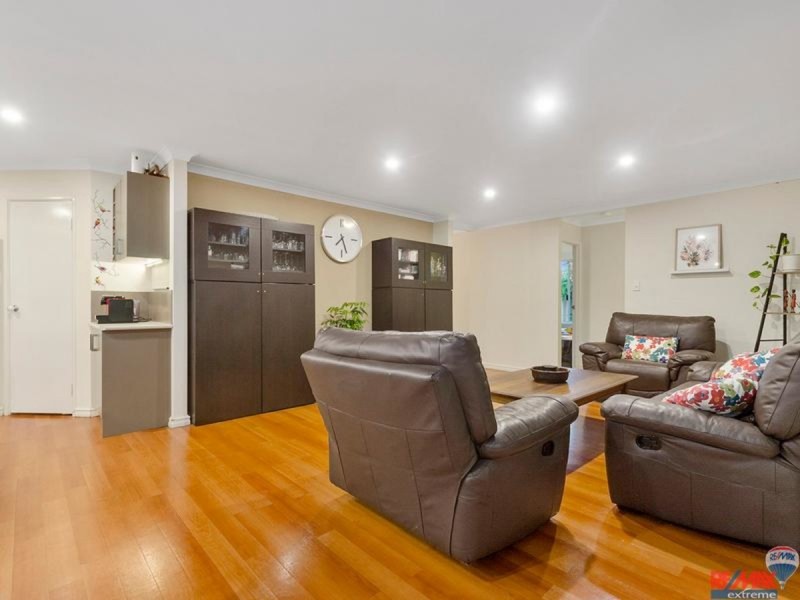 9 Bonvin Gardens, Tapping WA 6065