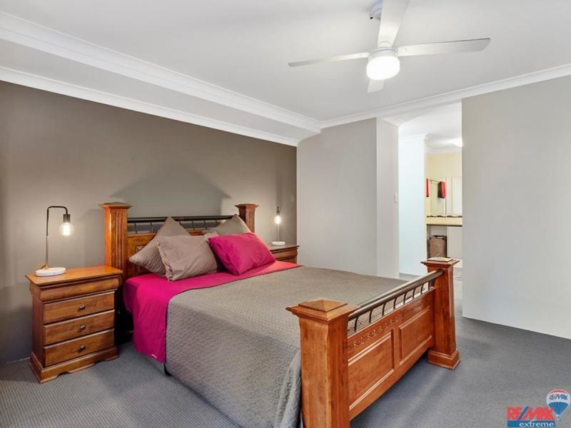 9 Bonvin Gardens, Tapping WA 6065