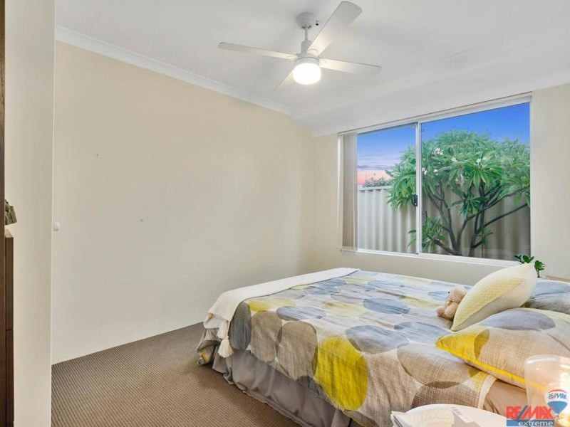 9 Bonvin Gardens, Tapping WA 6065