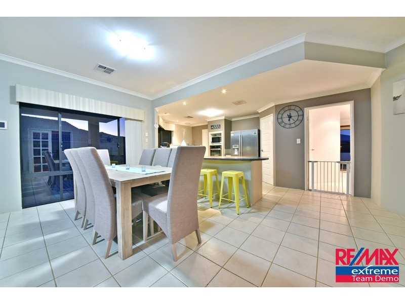 136 St Stephens Crescent, Tapping WA 6065