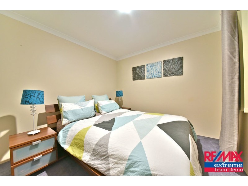 136 St Stephens Crescent, Tapping WA 6065