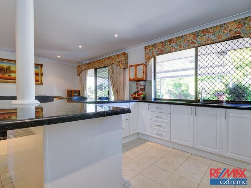 10 Janga Court, Wanneroo WA 6065